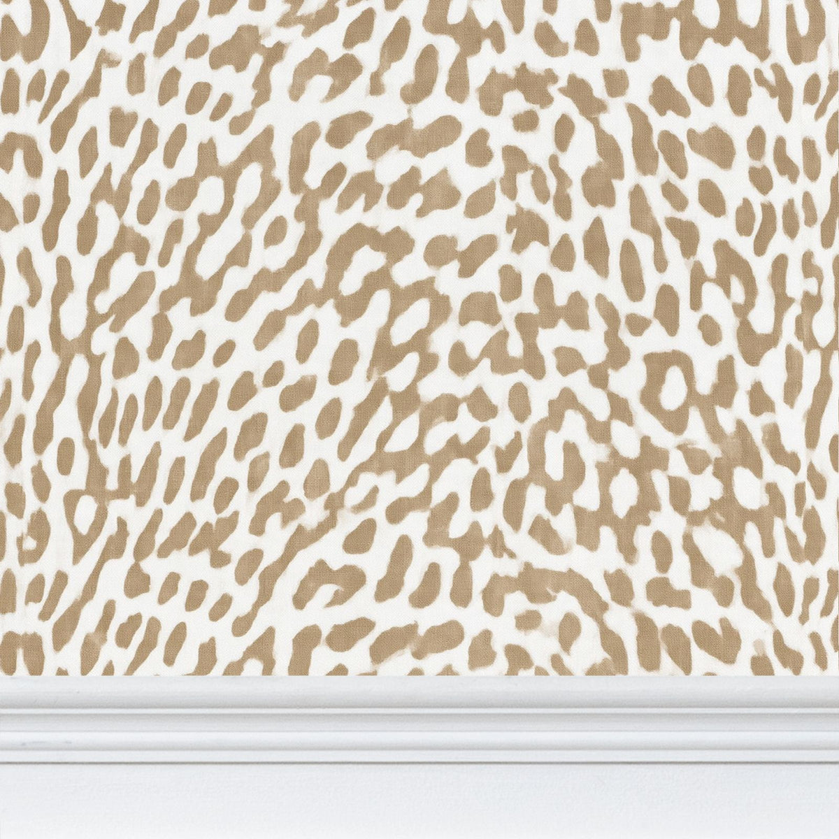 Margot Leopard Wallpaper
