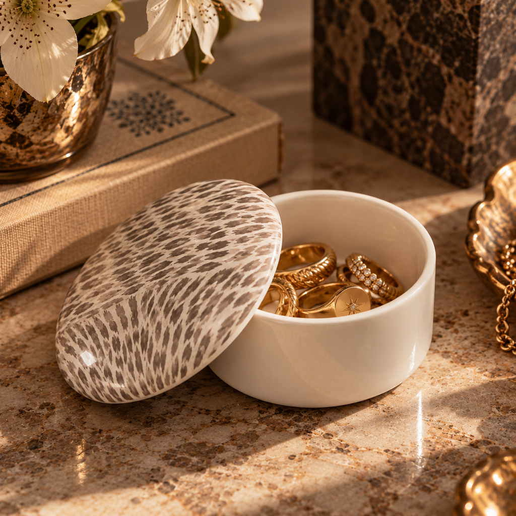Mía Bone China Trinket Pot