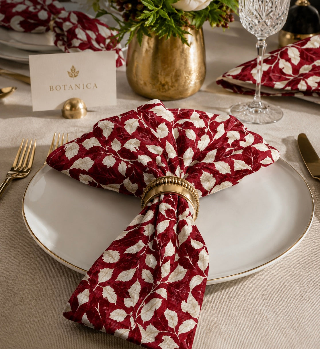 Crimson Laurel Napkins | Christmas Edit
