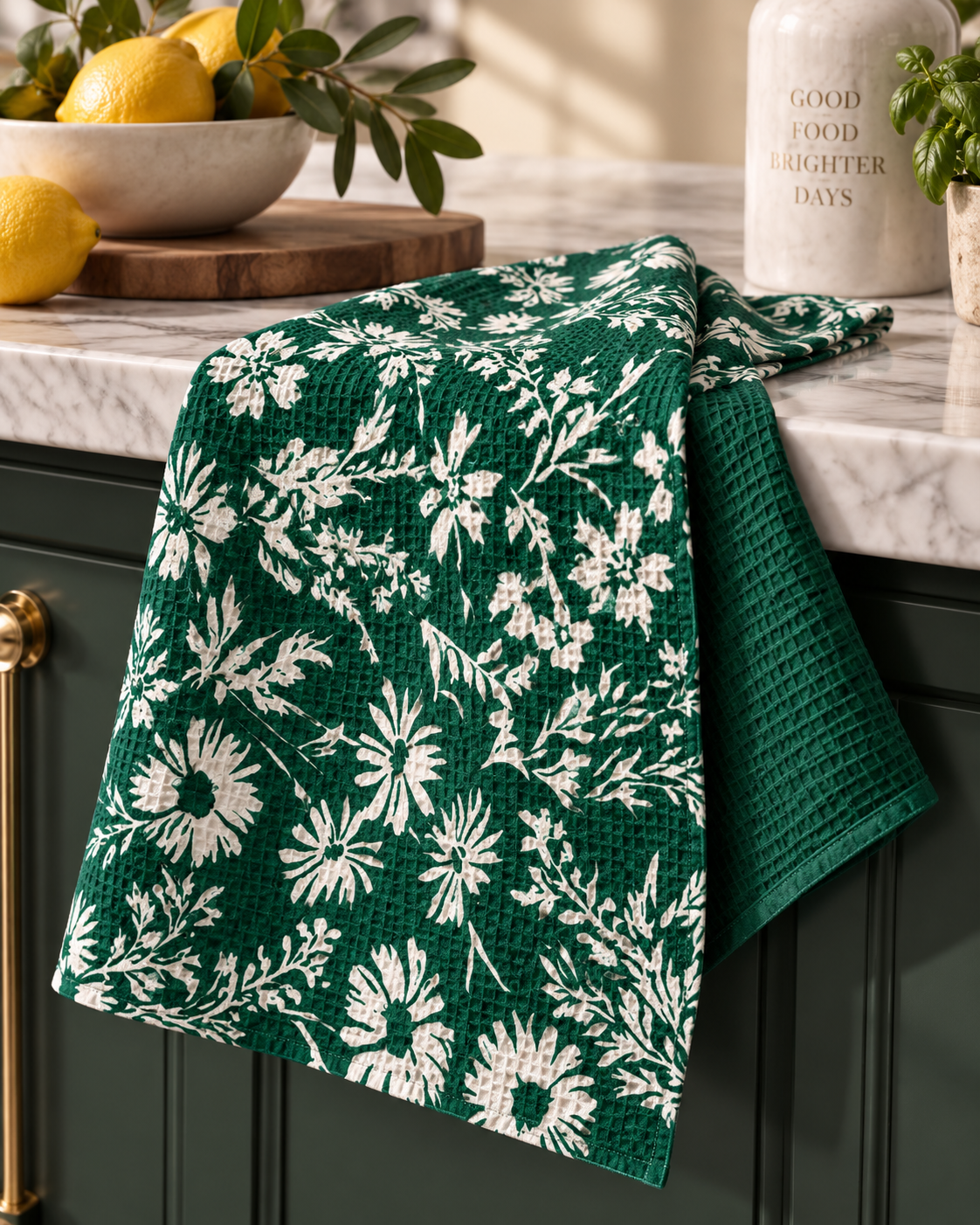 White Daisy Floral Tea Towel | Double-Sided Green Botanical Kitchen Towel